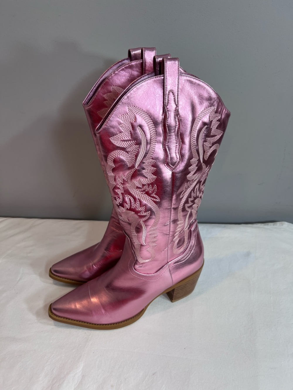 Barbie pink metallic pull cowgirl boots size 9 - Picture 2 of 8